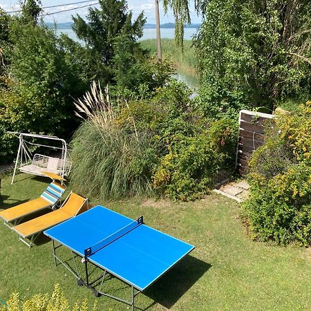 Bella Garden Villa Балатонсарсо Екстериор снимка